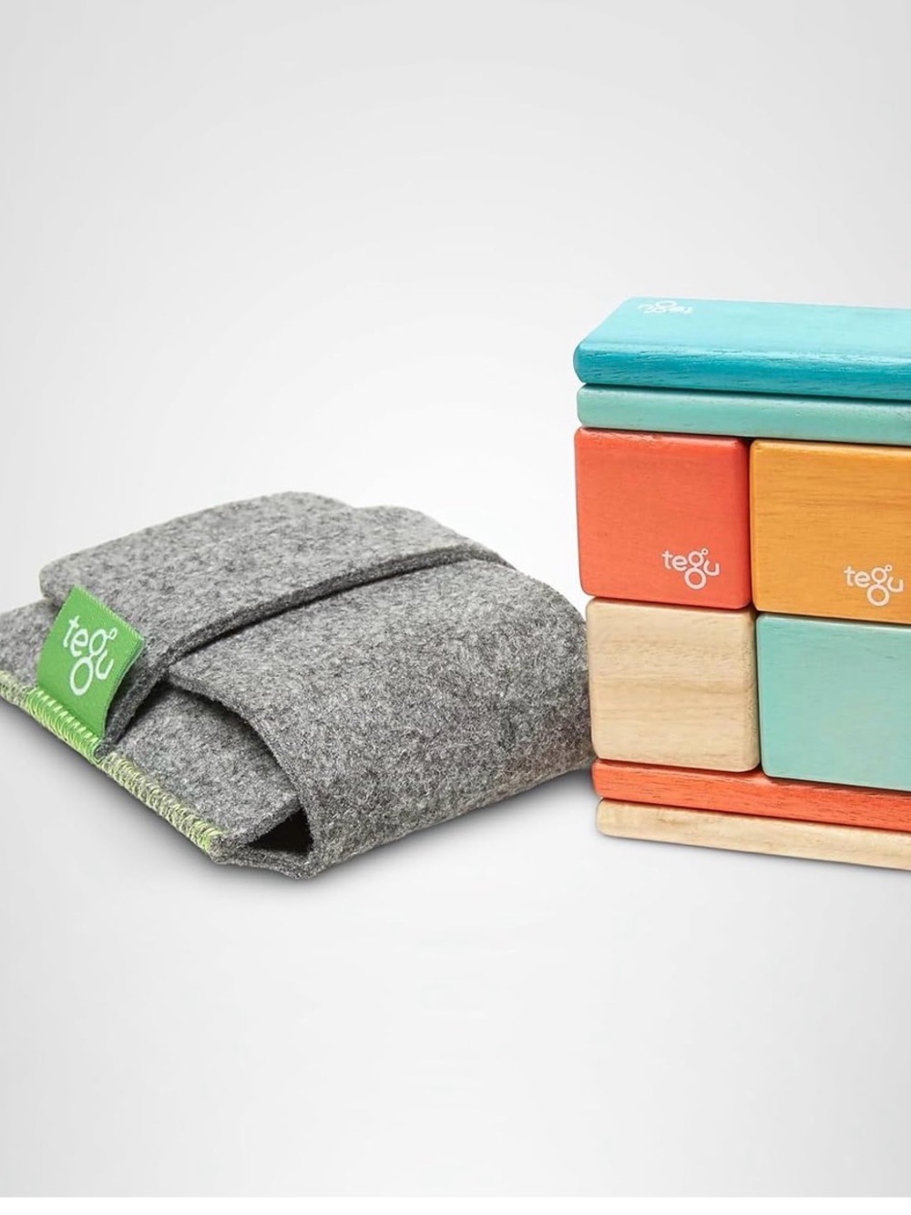 8 piece tegu Pocket Pouch magnetic wooden block set (sunset color)
